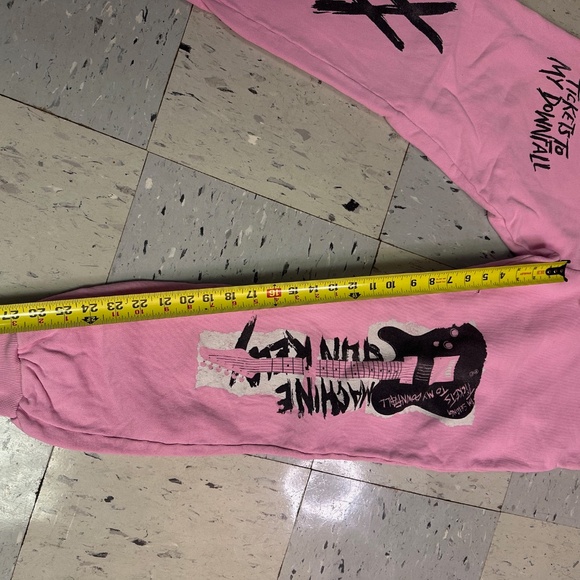 MGK Machine Gun Kelly Pink Tickets To my Downfall Sweatpants XL (Unisex) - Picture 2 of 9